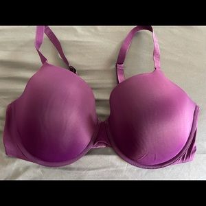 T-shirt lightly lined demi bra